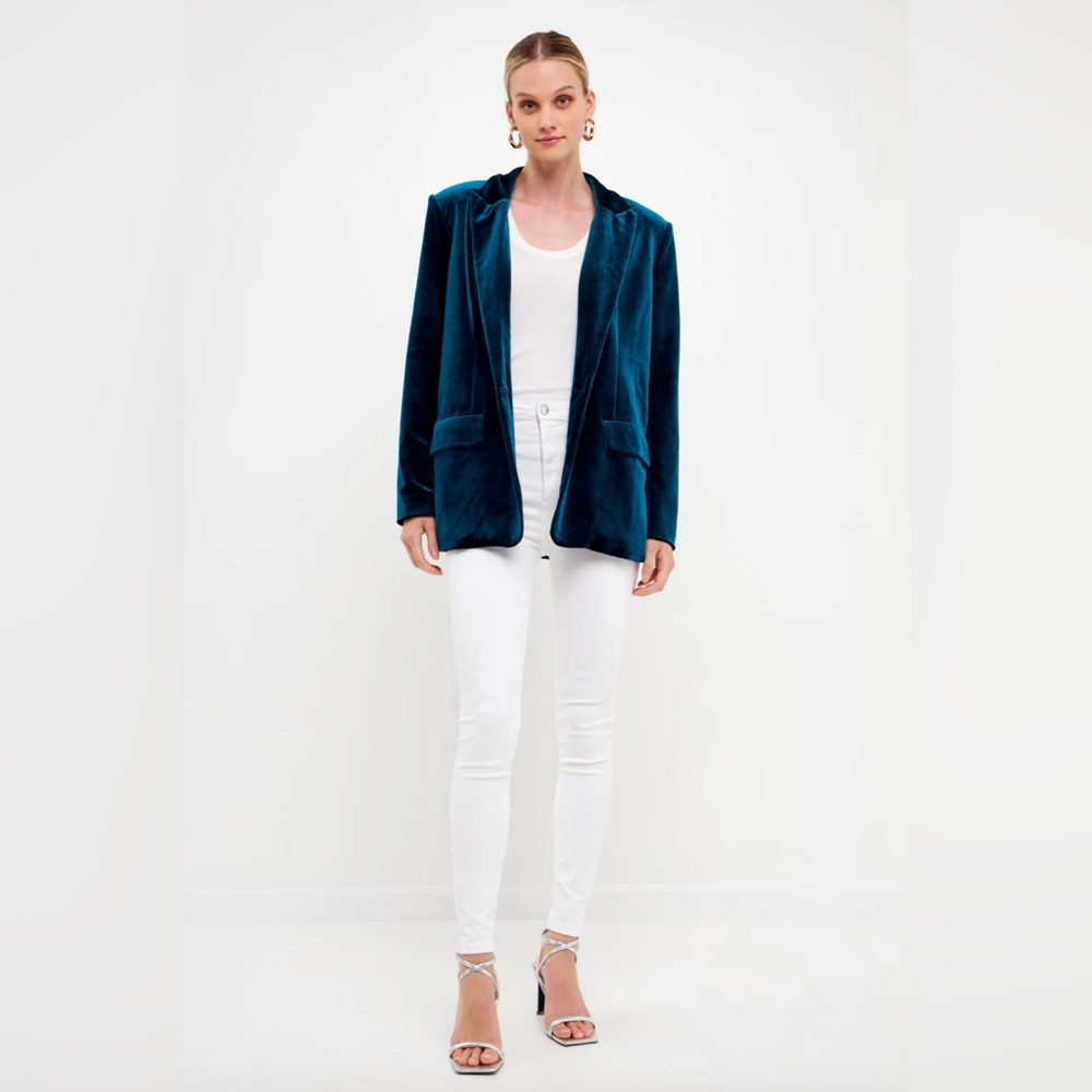 Endless Rose matte velvet blazer